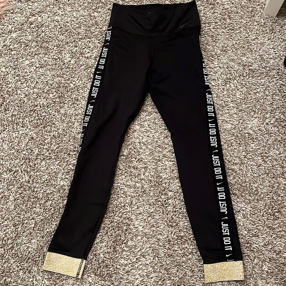 Nike leggings